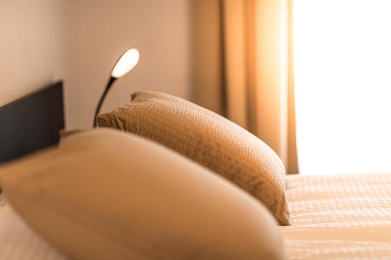 Hotel La Croix Blanche Hauterive  ภายนอก รูปภาพ