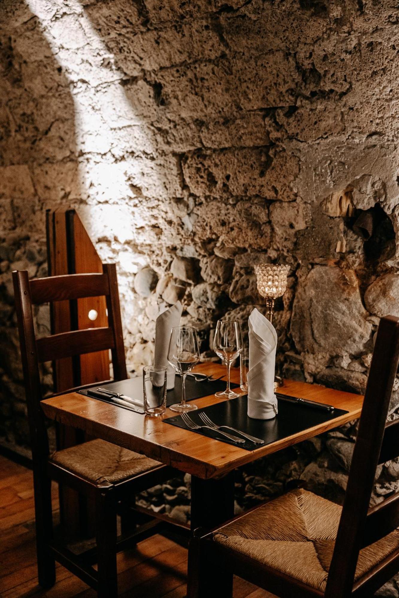 Hotel La Croix Blanche Hauterive  ภายนอก รูปภาพ