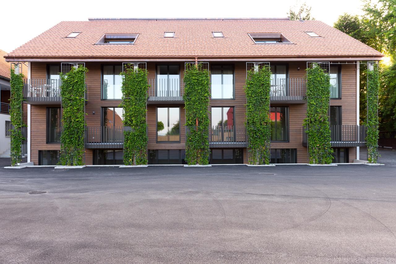 Hotel La Croix Blanche Hauterive  ภายนอก รูปภาพ