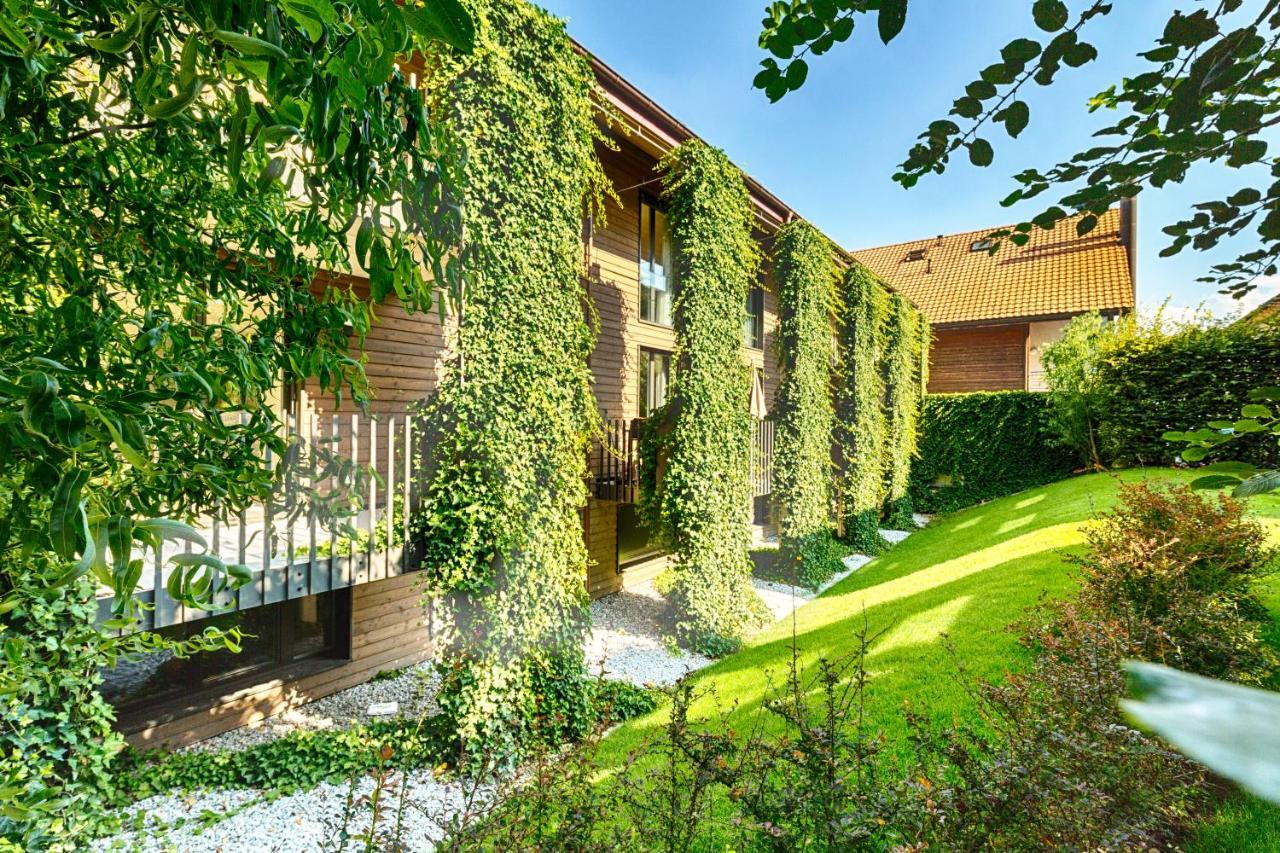 Hotel La Croix Blanche Hauterive  ภายนอก รูปภาพ