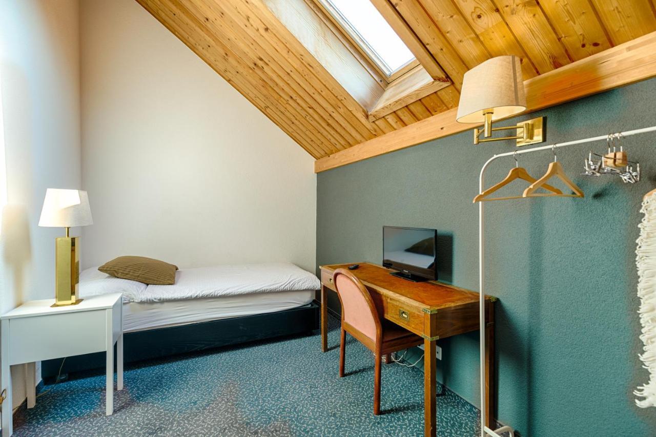 Hotel La Croix Blanche Hauterive  ภายนอก รูปภาพ